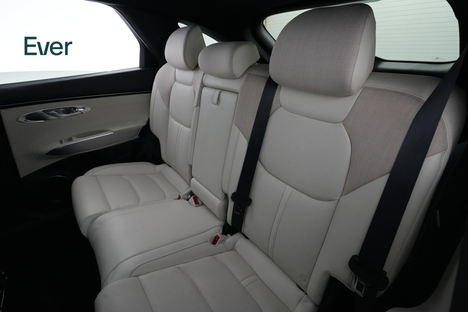 Used 2023 Genesis Electrified GV70 AWD/4WD image 24