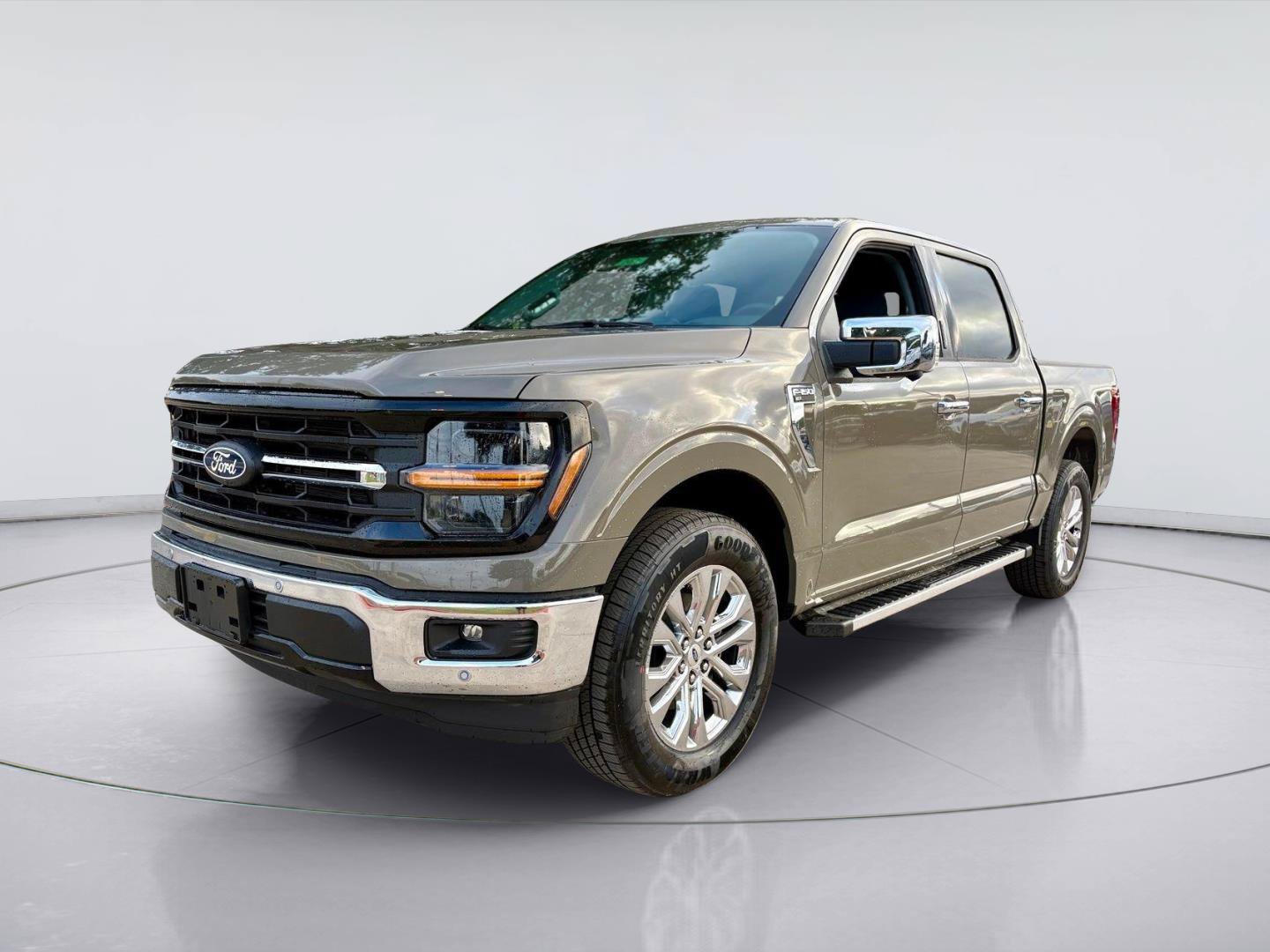 Used 2026 Ford F150 XLT w/ Equipment Group 302A MID AWD/4WD image 2
