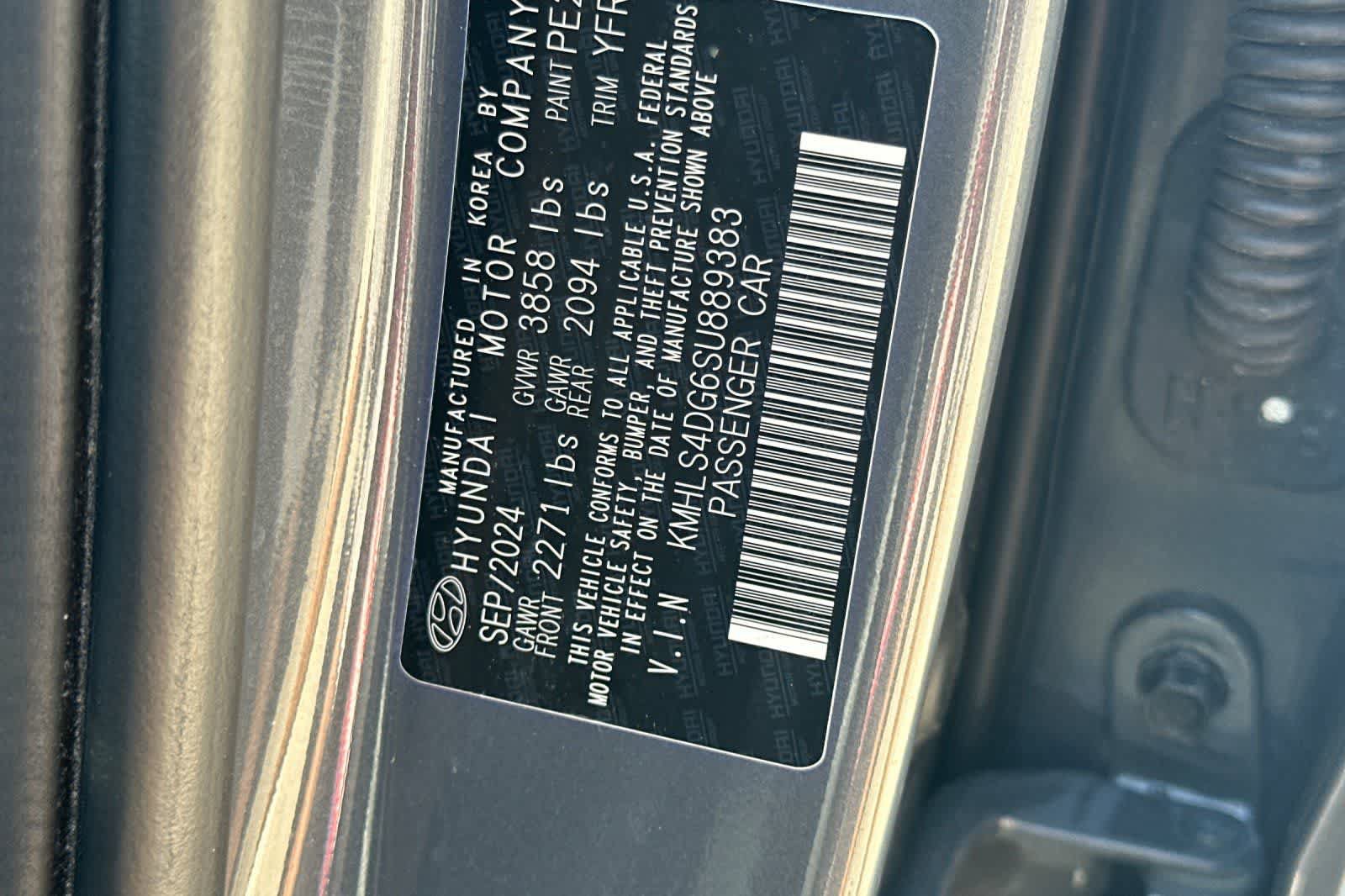 Used 2025 Hyundai Elantra SEL FWD image 30