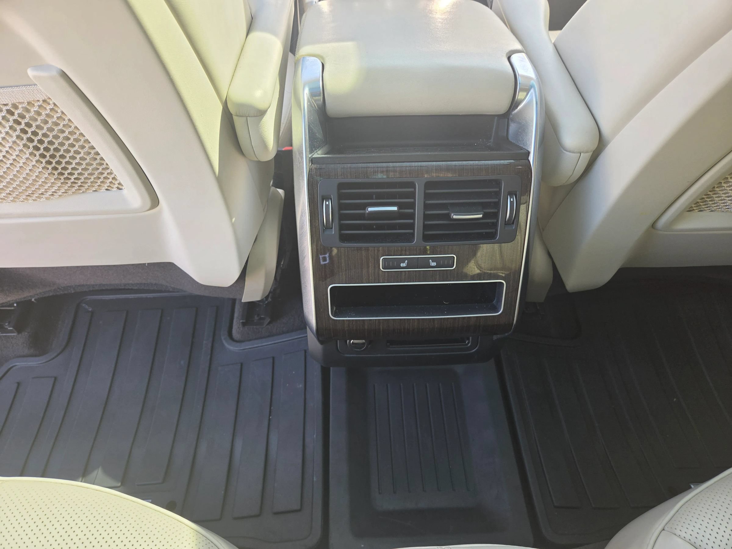 Used 2016 Land Rover Range Rover Sport HSE AWD/4WD image 23