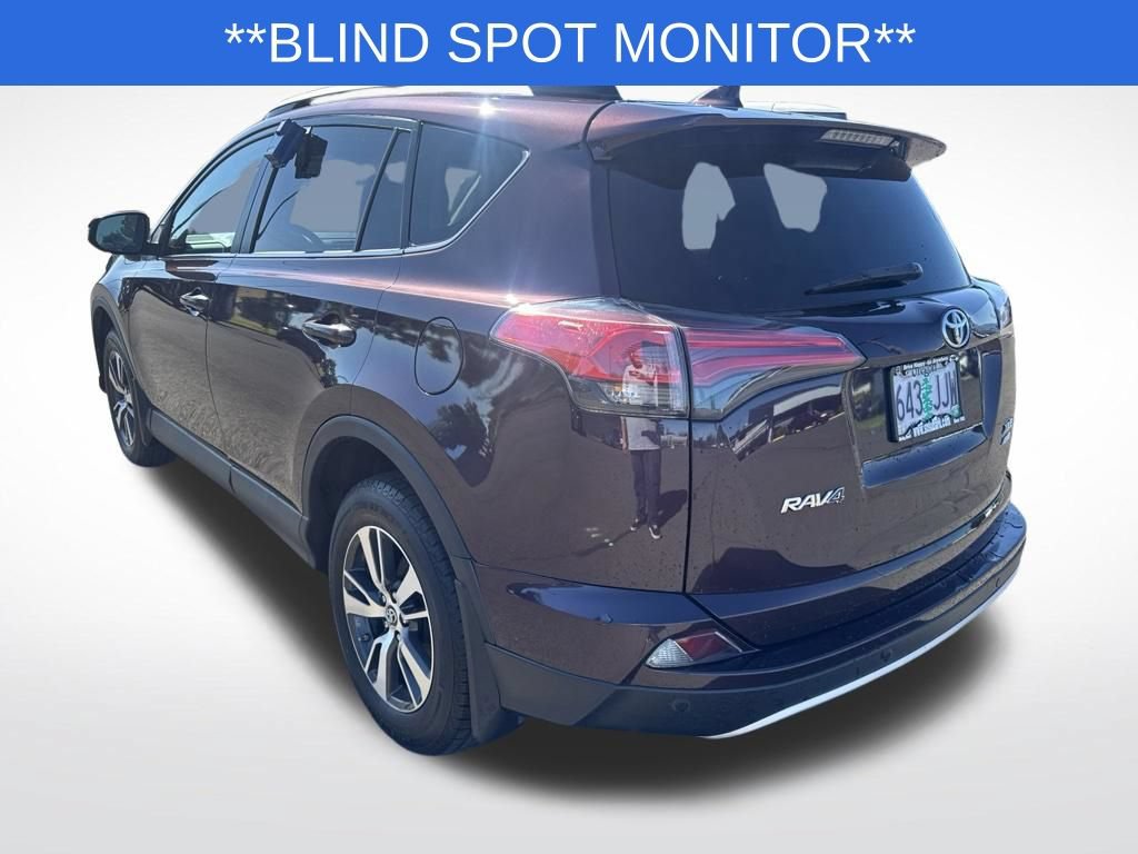 Used 2016 Toyota RAV4 XLE w/ Convenience Package AWD/4WD image 5
