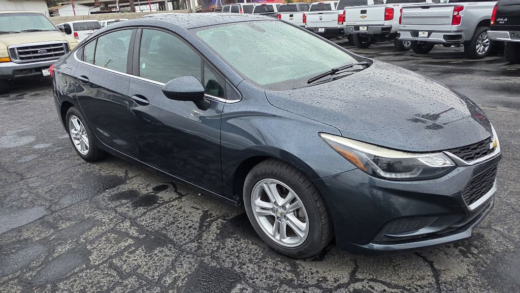 Used 2018 Chevrolet Cruze LT FWD image 7