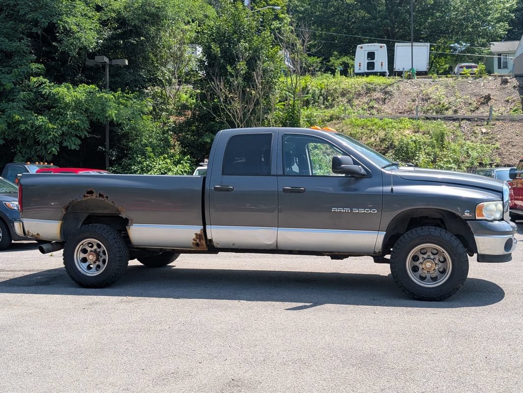 Used 2004 Dodge Ram 3500 Truck ST w/ Trailer Tow Group AWD/4WD image 3