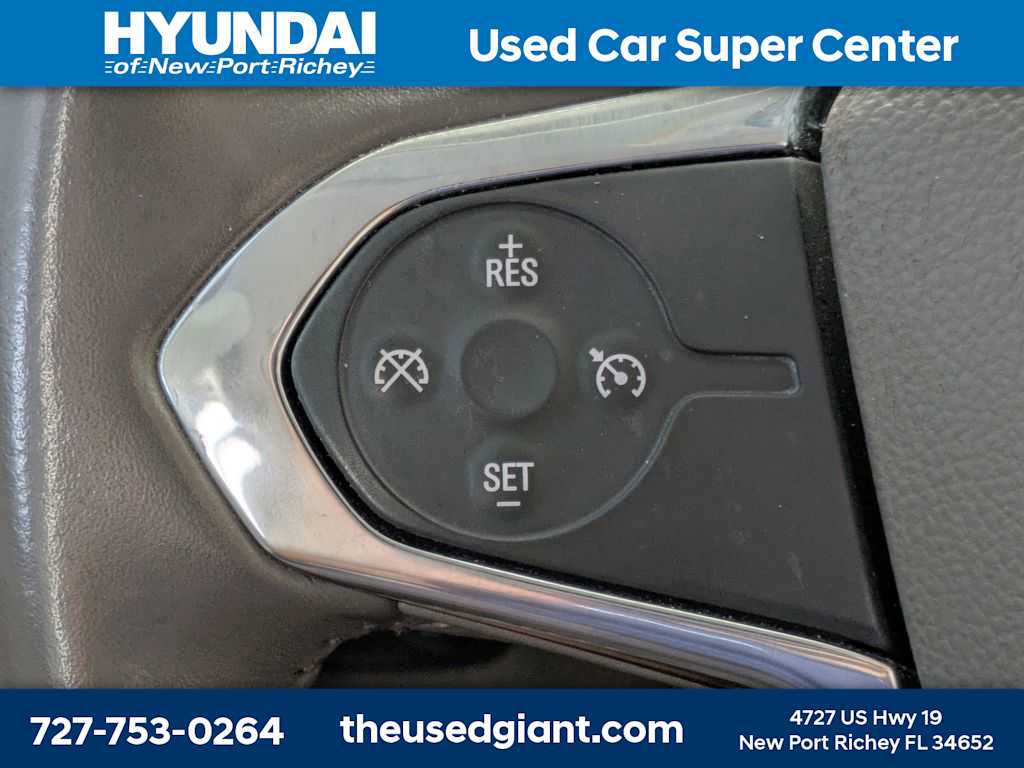 Used 2019 Chevrolet Traverse LT FWD image 32