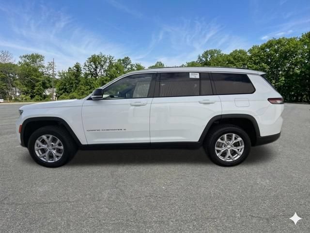 Used 2023 Jeep Grand Cherokee L Limited AWD/4WD image 5