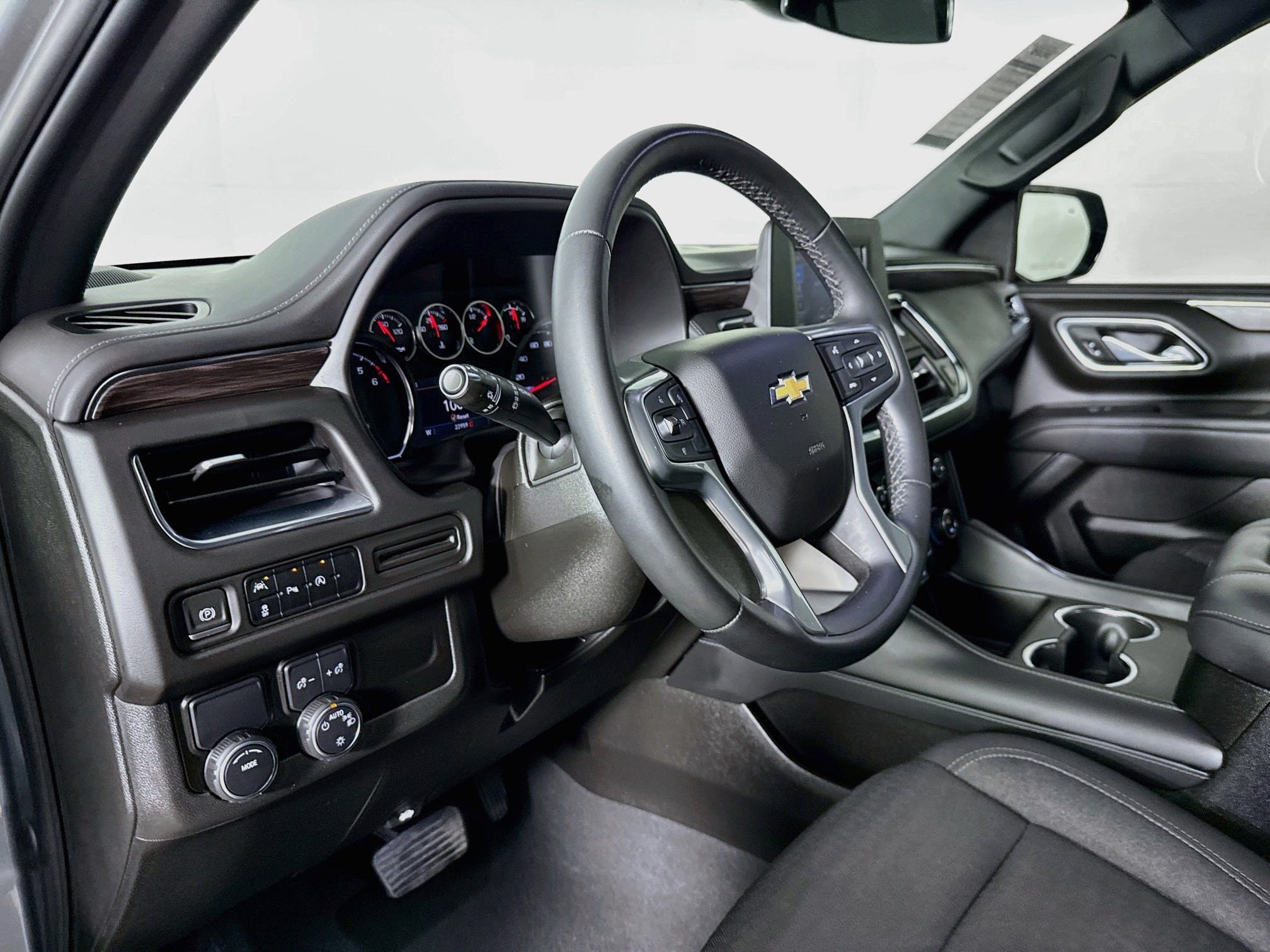 Used 2023 Chevrolet Tahoe LS w/ Driver Alert Package RWD image 8