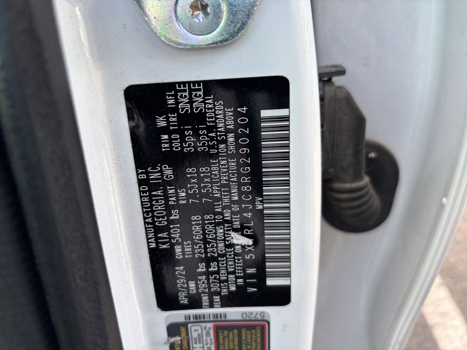 Used 2024 Kia Sorento S FWD image 32