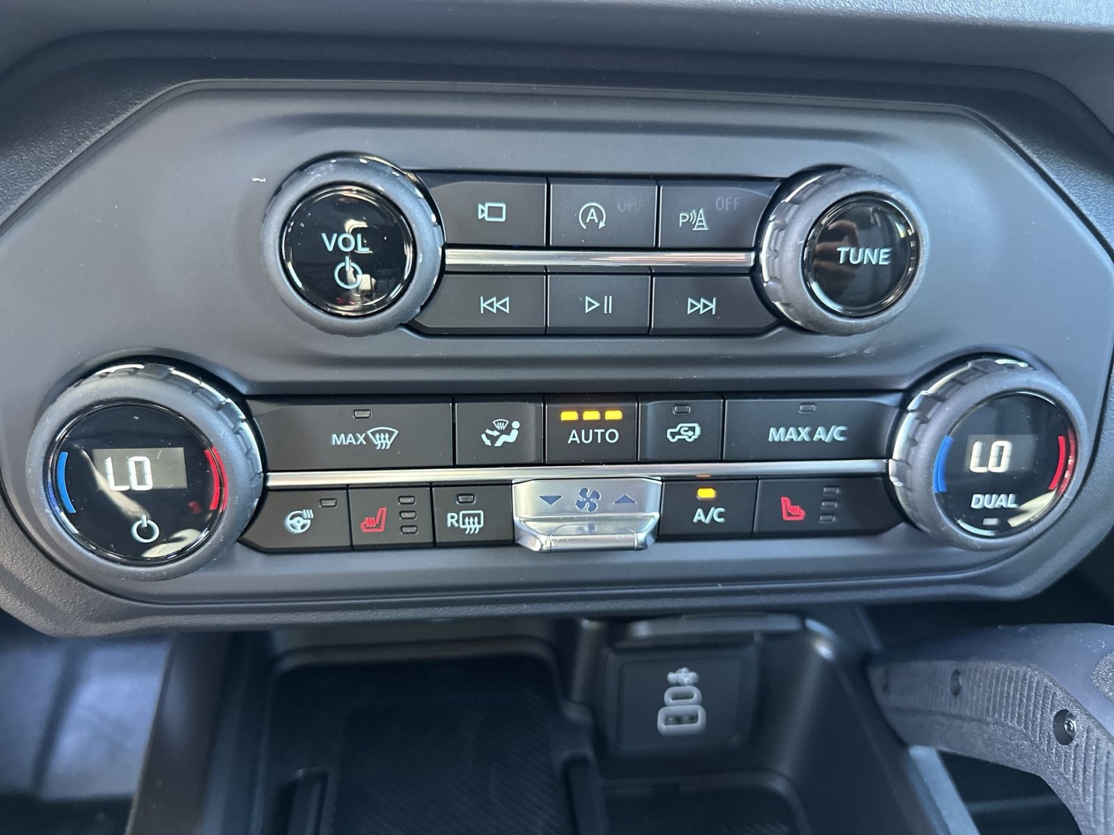 New 2026 Ford Bronco Raptor AWD/4WD image 29