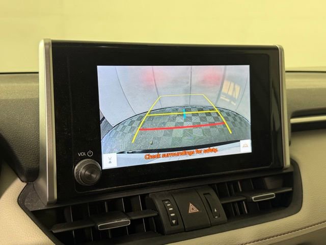 Used 2023 Toyota RAV4 XLE Premium image 17