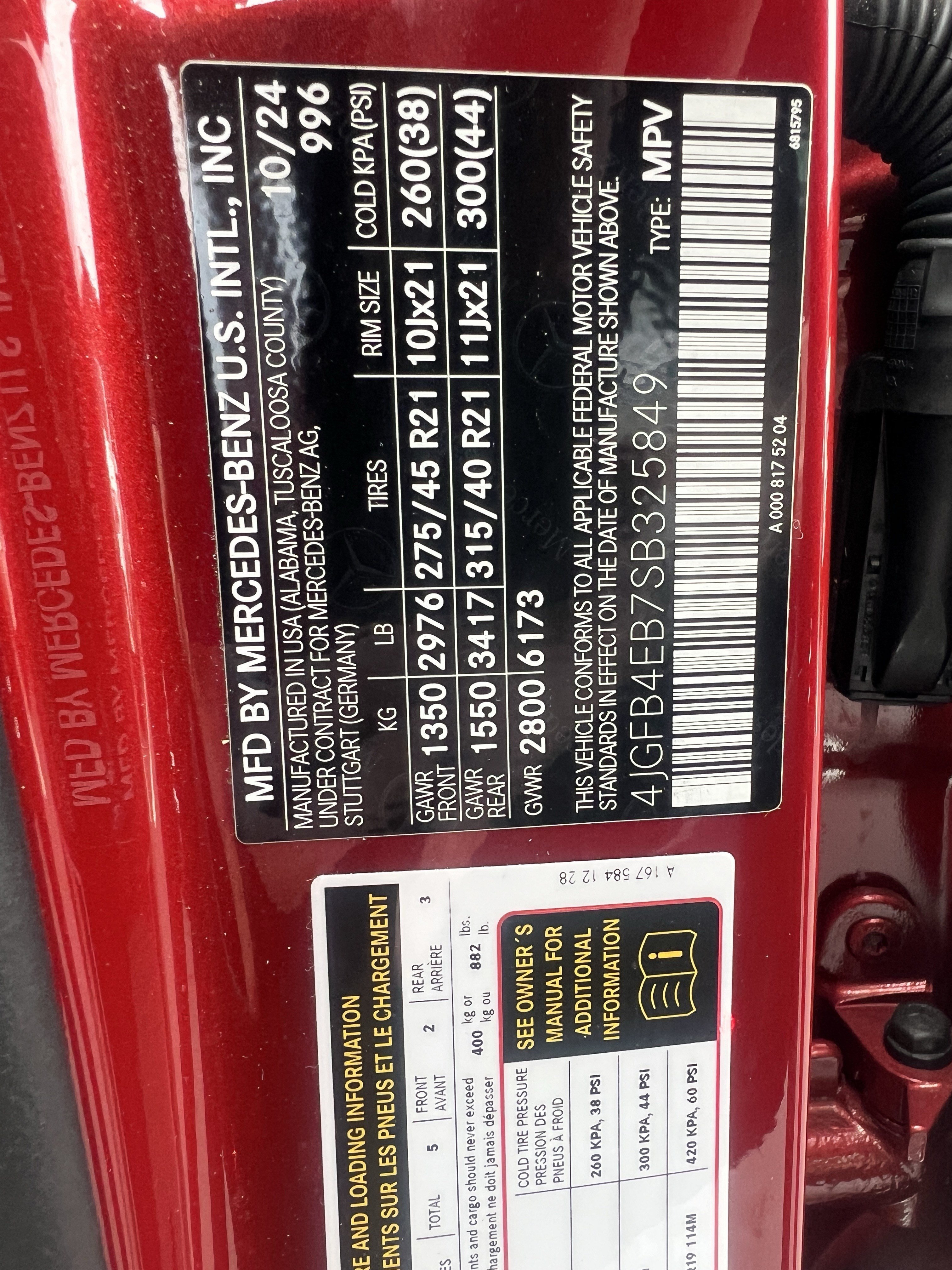 Certified 2025 Mercedes-Benz GLE 350 4MATIC w/ AMG Line Exterior image 37