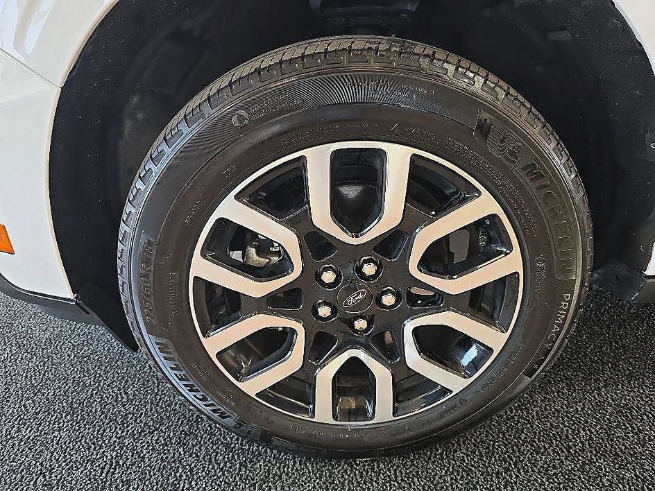 Used 2024 Ford Maverick Lariat FWD image 44