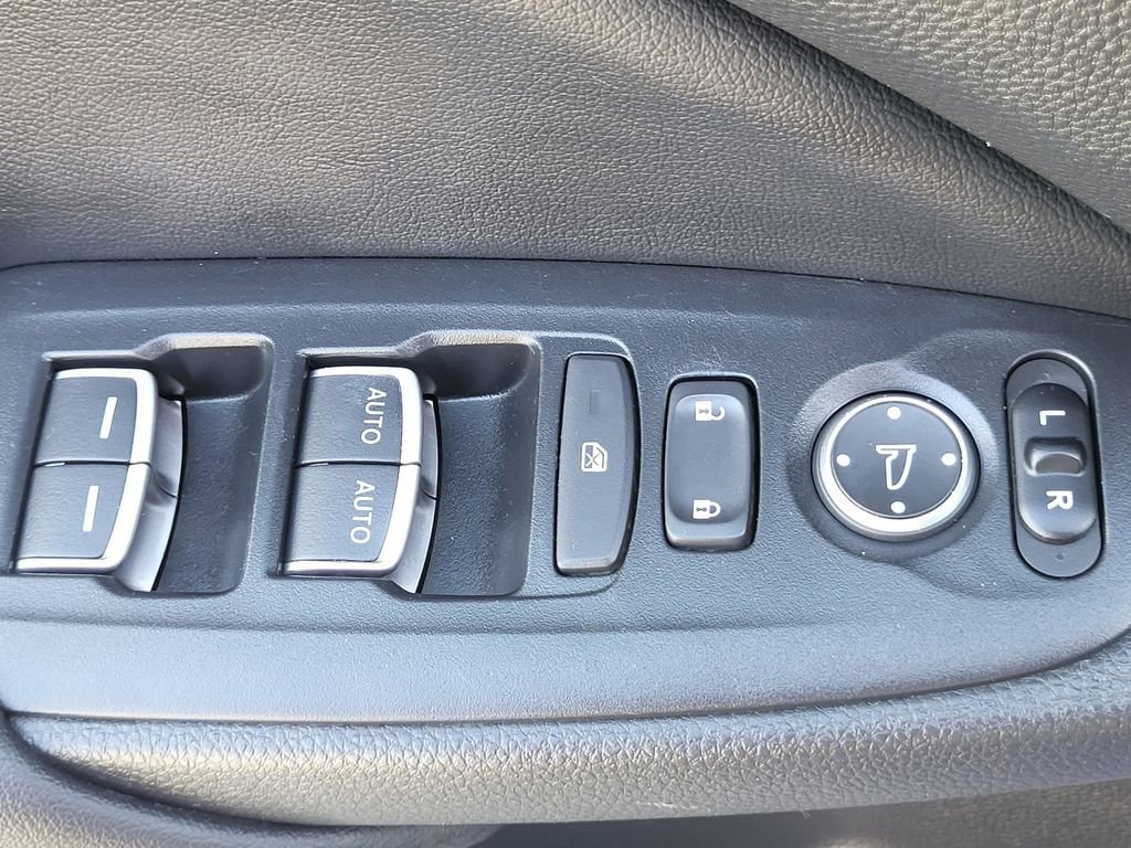 Used 2022 Honda Accord Sport image 8