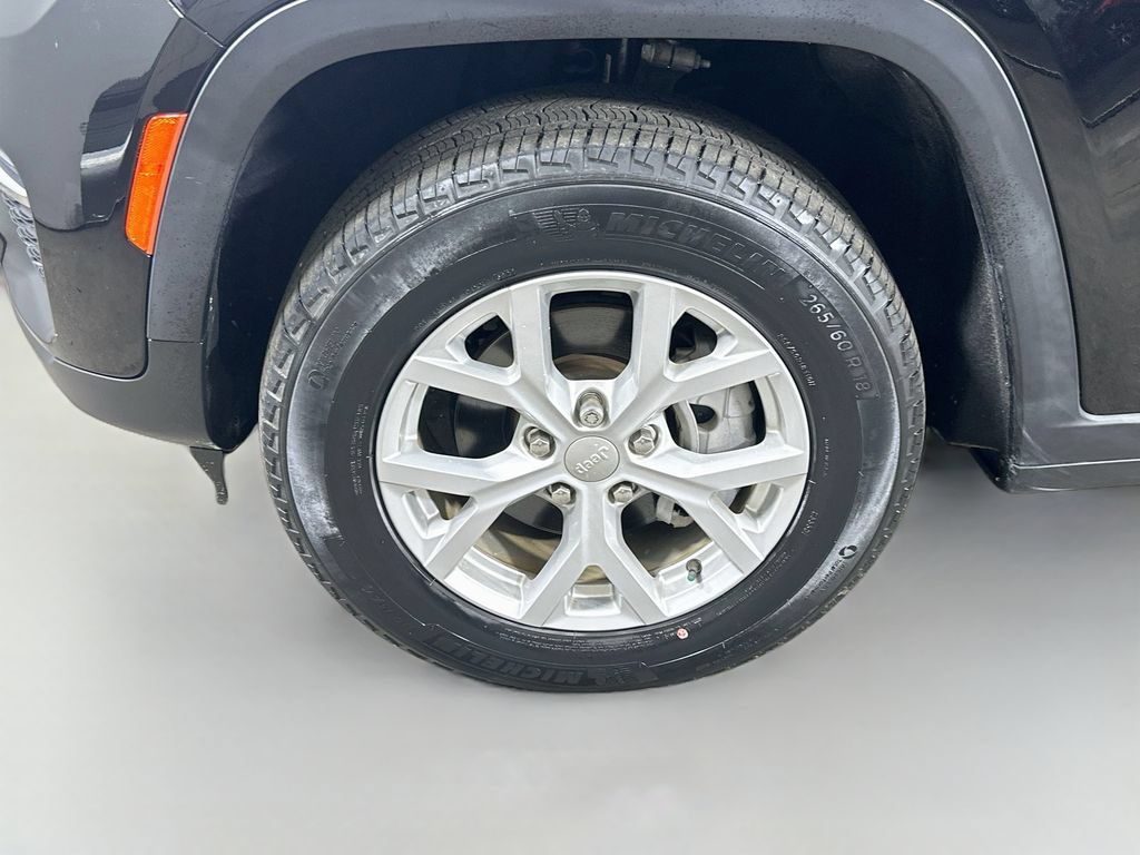 Used 2023 Jeep Grand Cherokee Limited AWD/4WD image 8