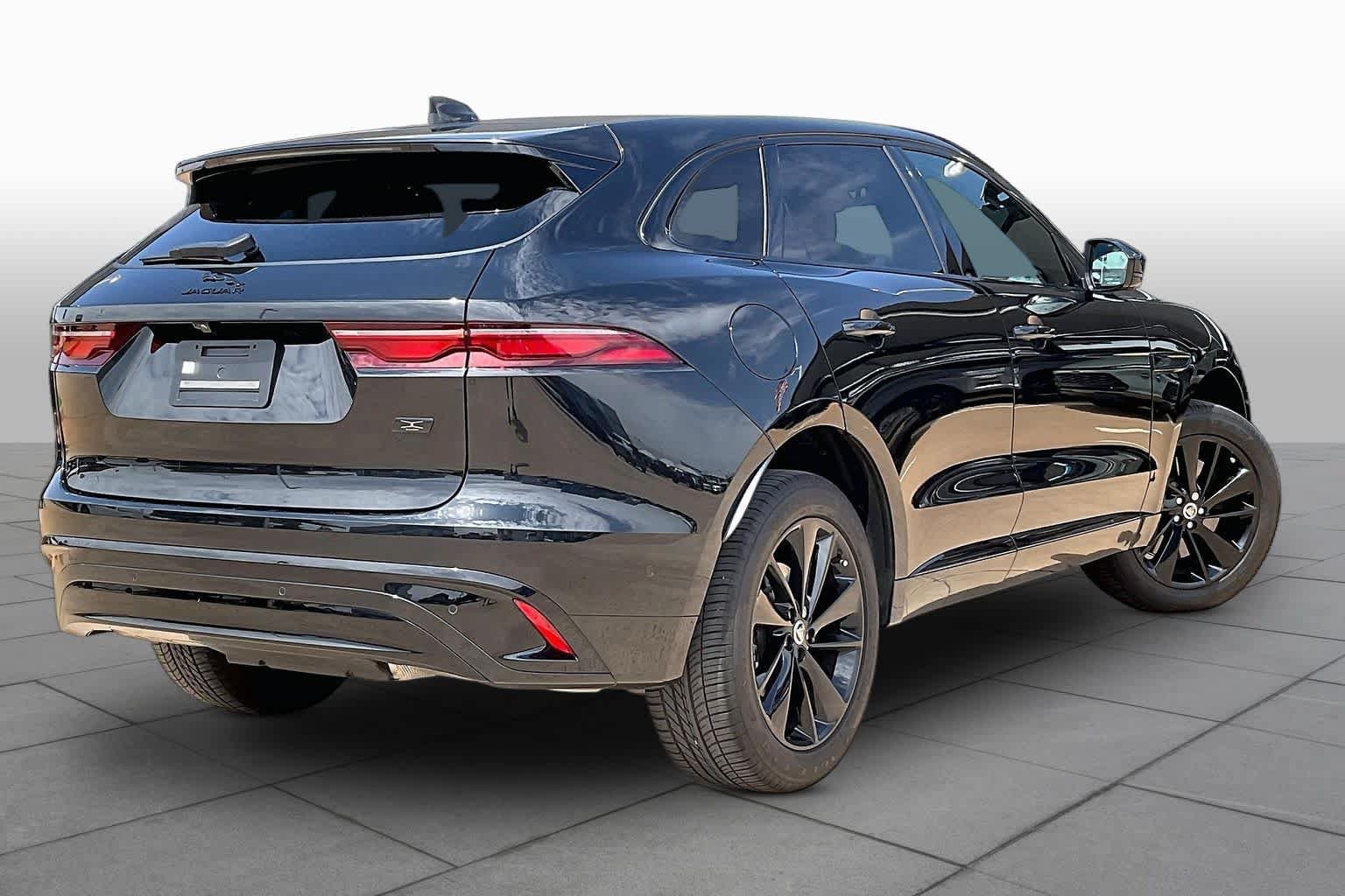 Used 2026 Jaguar F-PACE R-Dynamic S AWD/4WD image 14