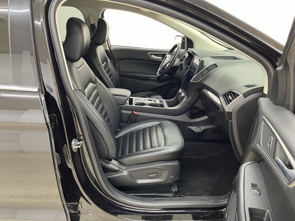 Used 2024 Ford Edge SEL image 10