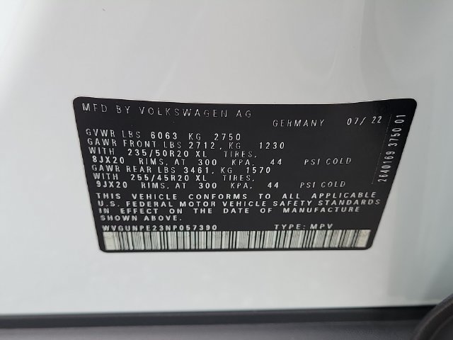Certified 2022 Volkswagen ID.4 Pro S w/ Gradient Package AWD/4WD image 32