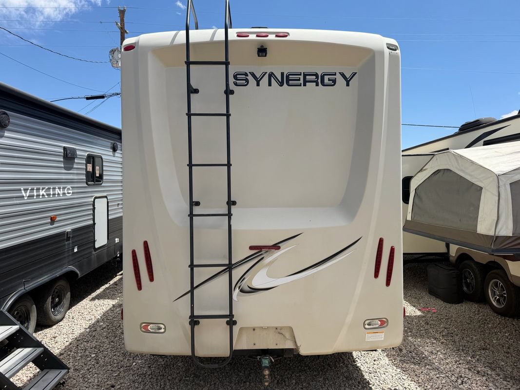 Used 2017 Mercedes-Benz Sprinter 3500 image 5