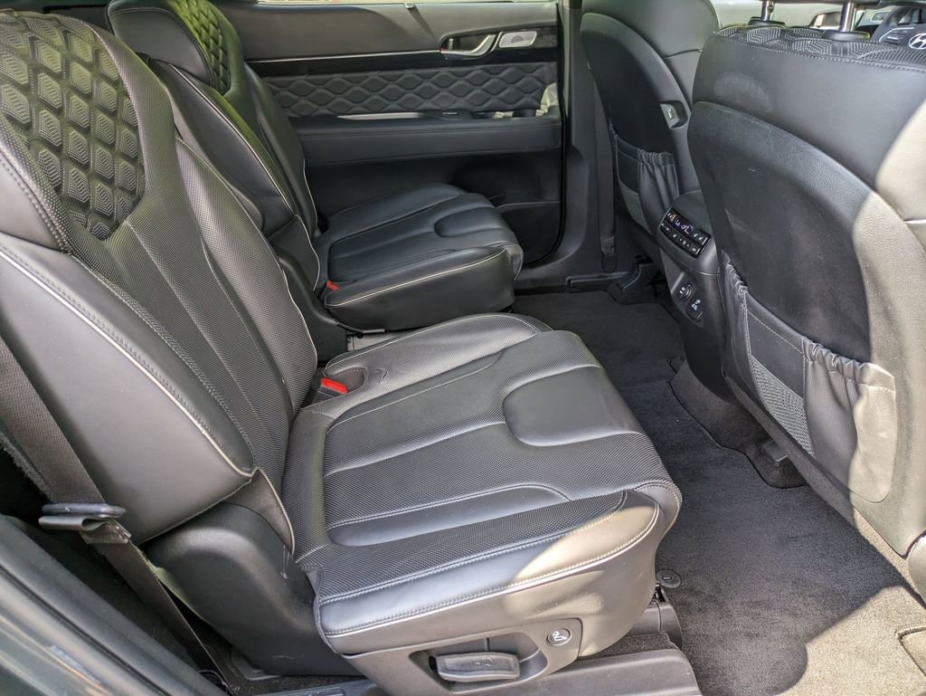 Used 2022 Hyundai Palisade Calligraphy image 27