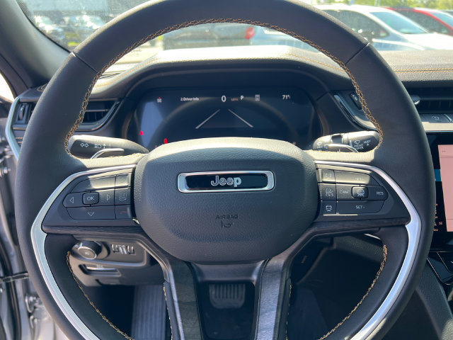 New 2026 Jeep Grand Cherokee Limited AWD/4WD image 15