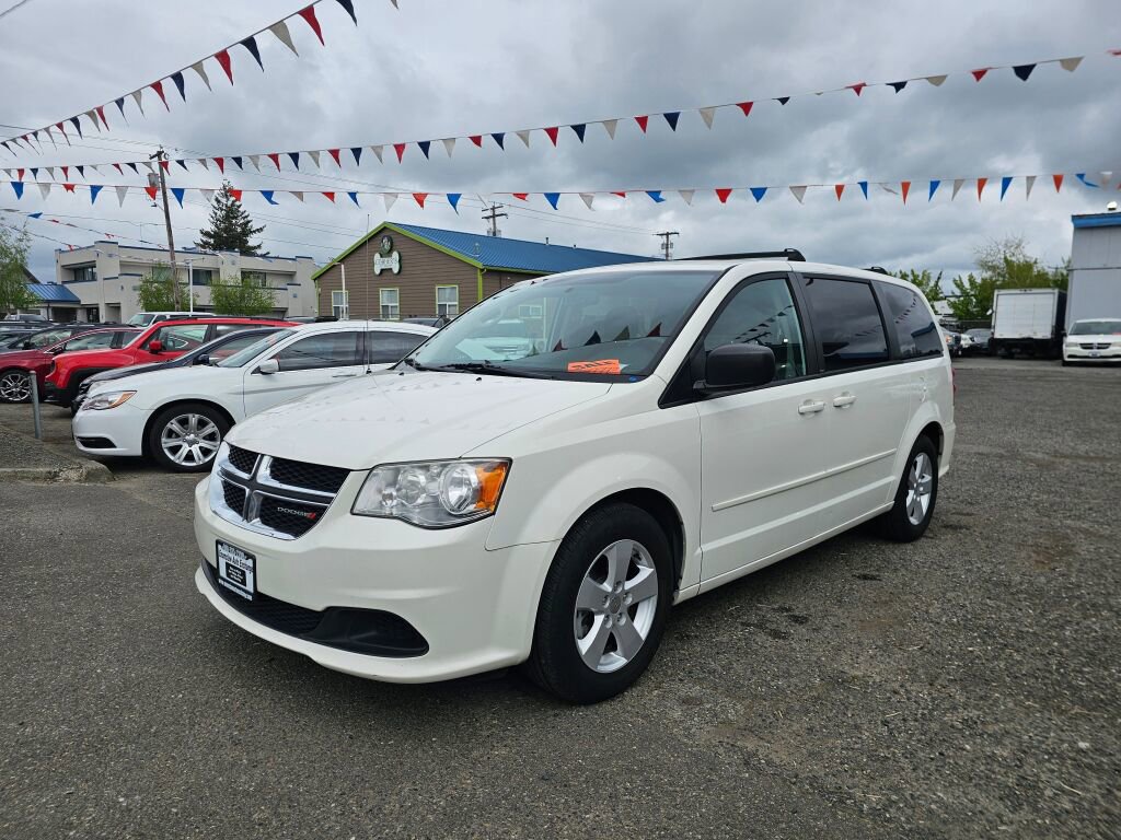 Used 2013 Dodge Grand Caravan SE FWD image 3
