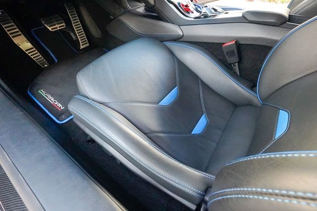 Used 2020 Lamborghini Huracan EVO image 63