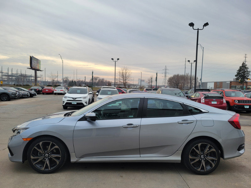 Used 2019 Honda Civic Sport image 4