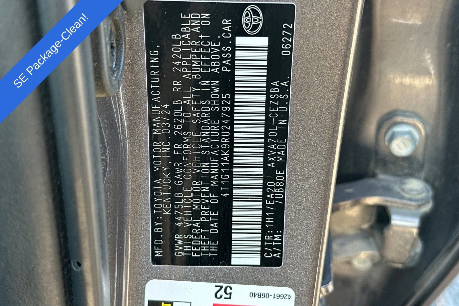 Used 2024 Toyota Camry SE image 25