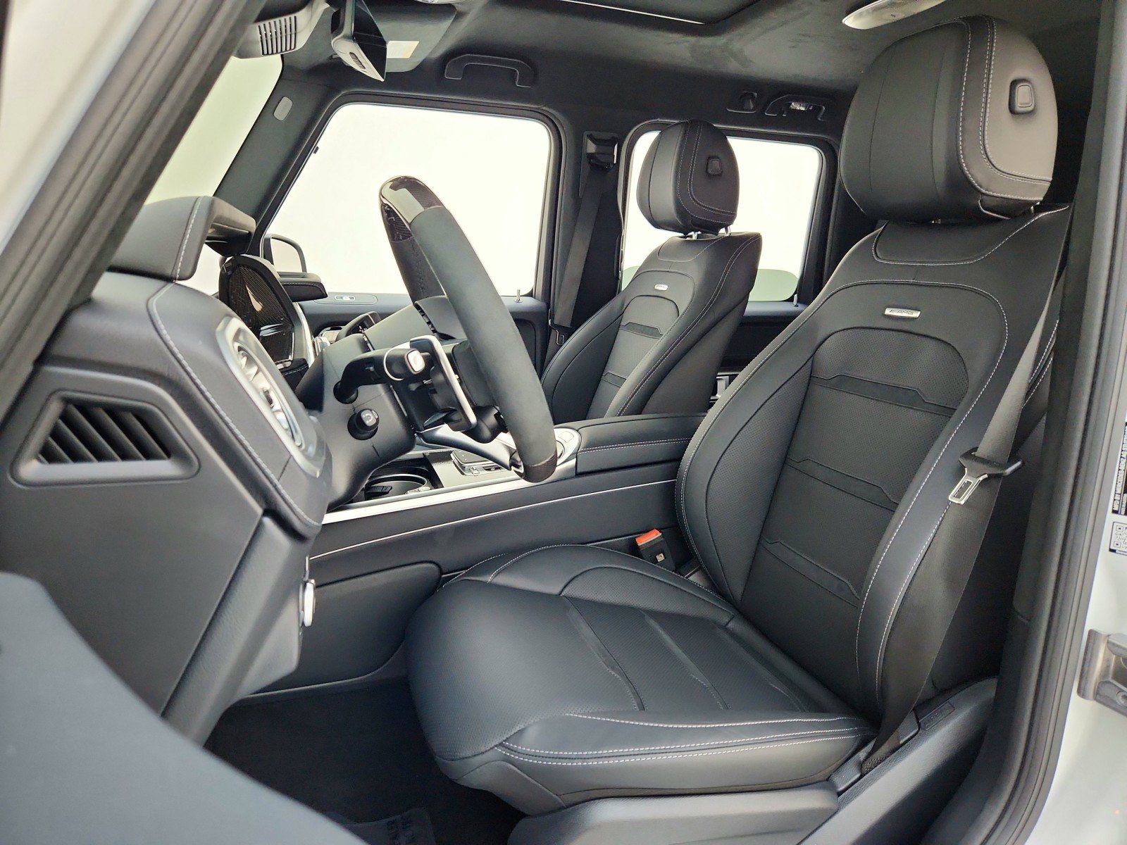 New 2026 Mercedes-Benz G 63 AMG 4MATIC image 17