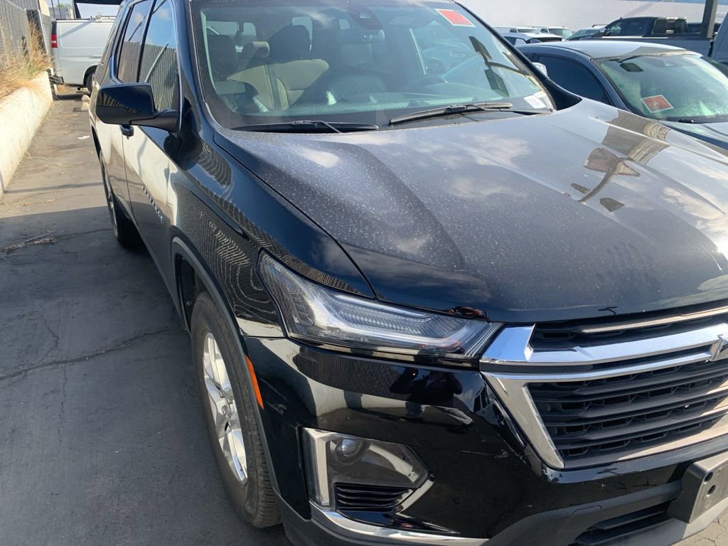 Used 2023 Chevrolet Traverse LS FWD image 4