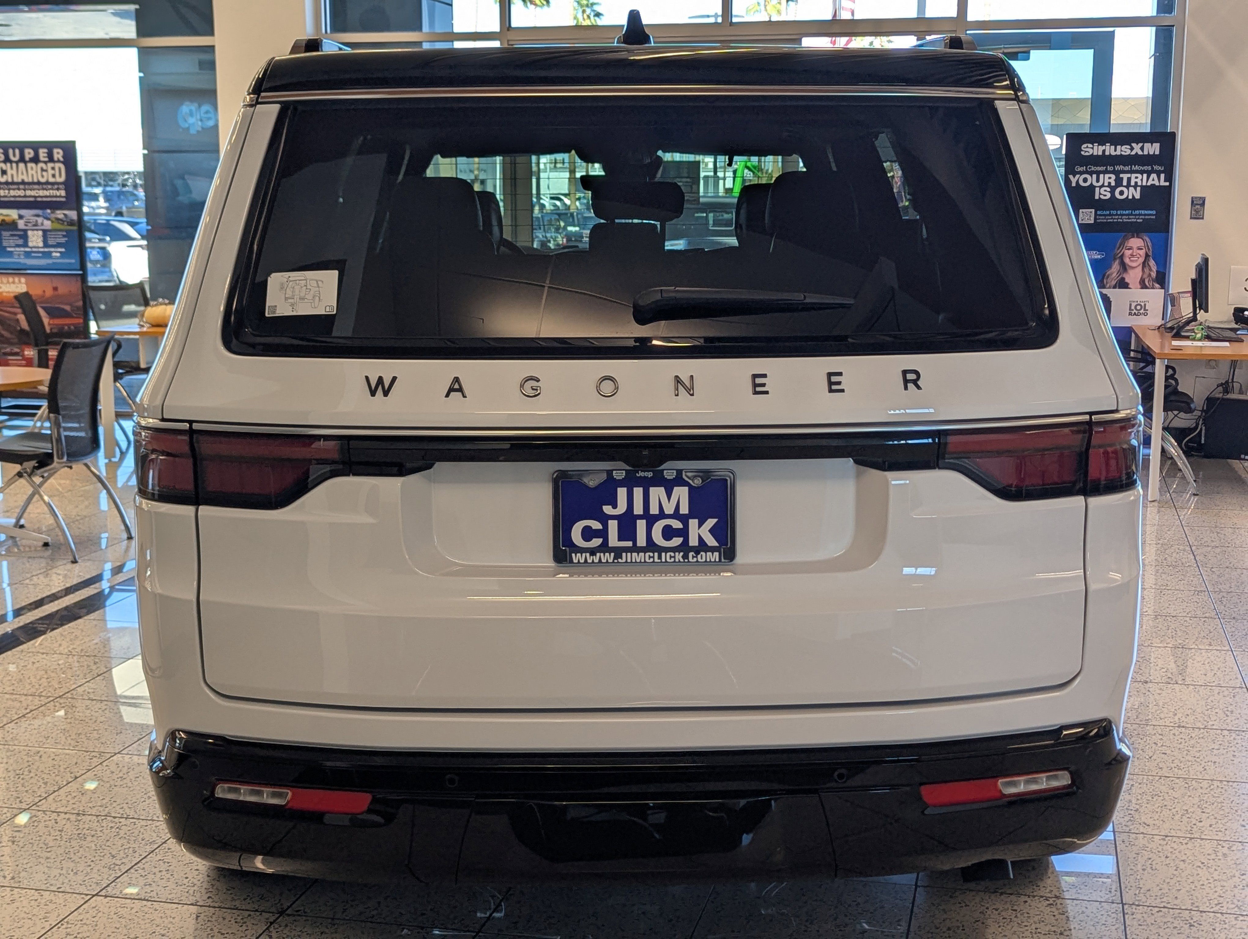 New 2025 Jeep Wagoneer Series III w/ Quick Order Package 25C Super image 3
