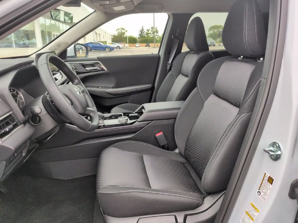 New 2026 Mitsubishi Outlander ES AWD/4WD image 20