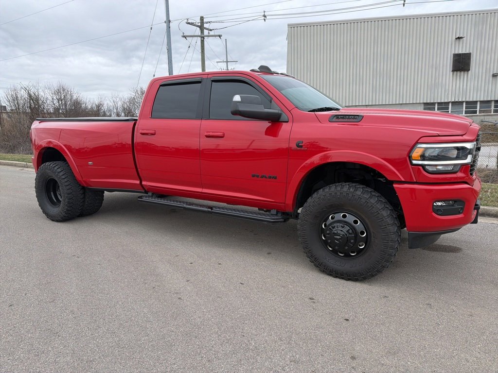 Used 2021 RAM 3500 Laramie w/ Night Edition image 3