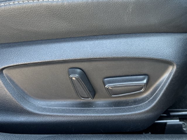 Used 2024 Toyota Camry XSE FWD image 30