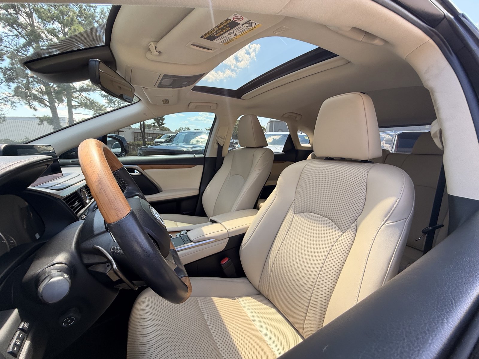 Used 2022 Lexus RX 350 FWD w/ Premium Package image 27