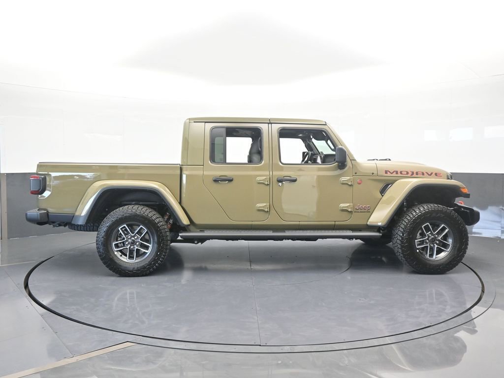 New 2026 Jeep Gladiator Mojave image 7