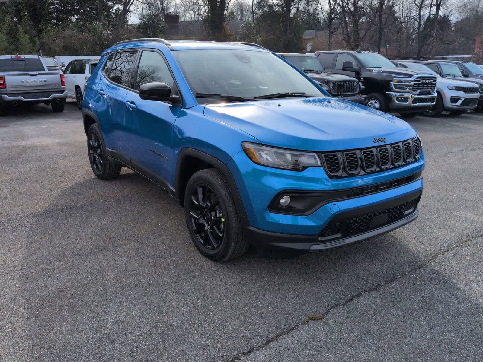 New 2026 Jeep Compass Latitude image 2