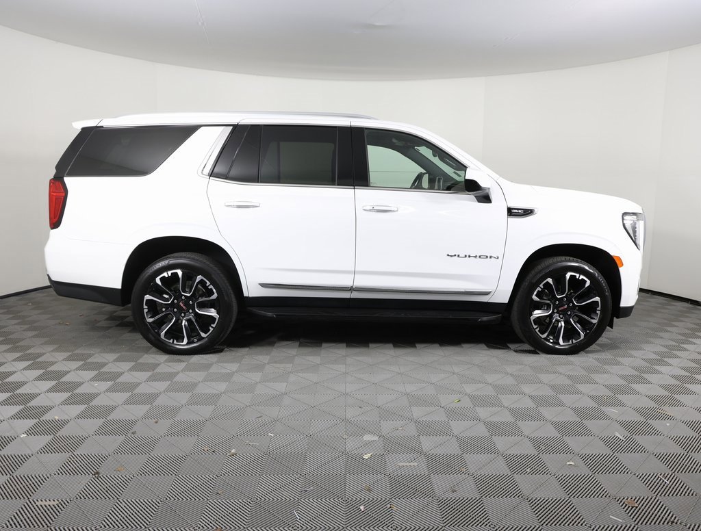 Used 2023 GMC Yukon SLT image 4