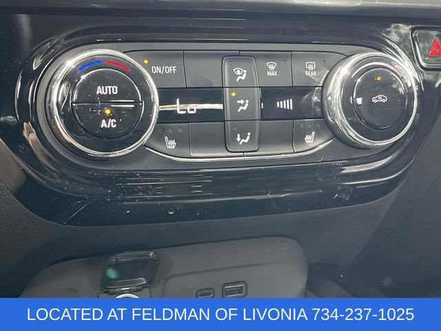 Certified 2024 Chevrolet Trax LT w/ Driver Confidence Package FWD image 17