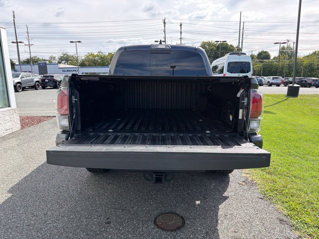 Used 2021 Toyota Tacoma Limited w/ Nightshade Package AWD/4WD image 8