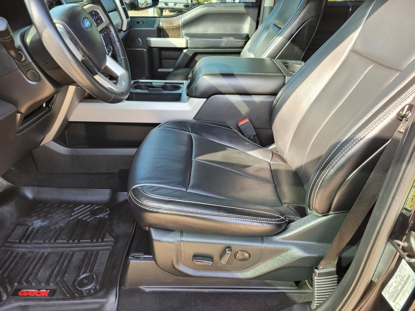 Used 2020 Ford F350 Lariat w/ Lariat Ultimate Package image 21