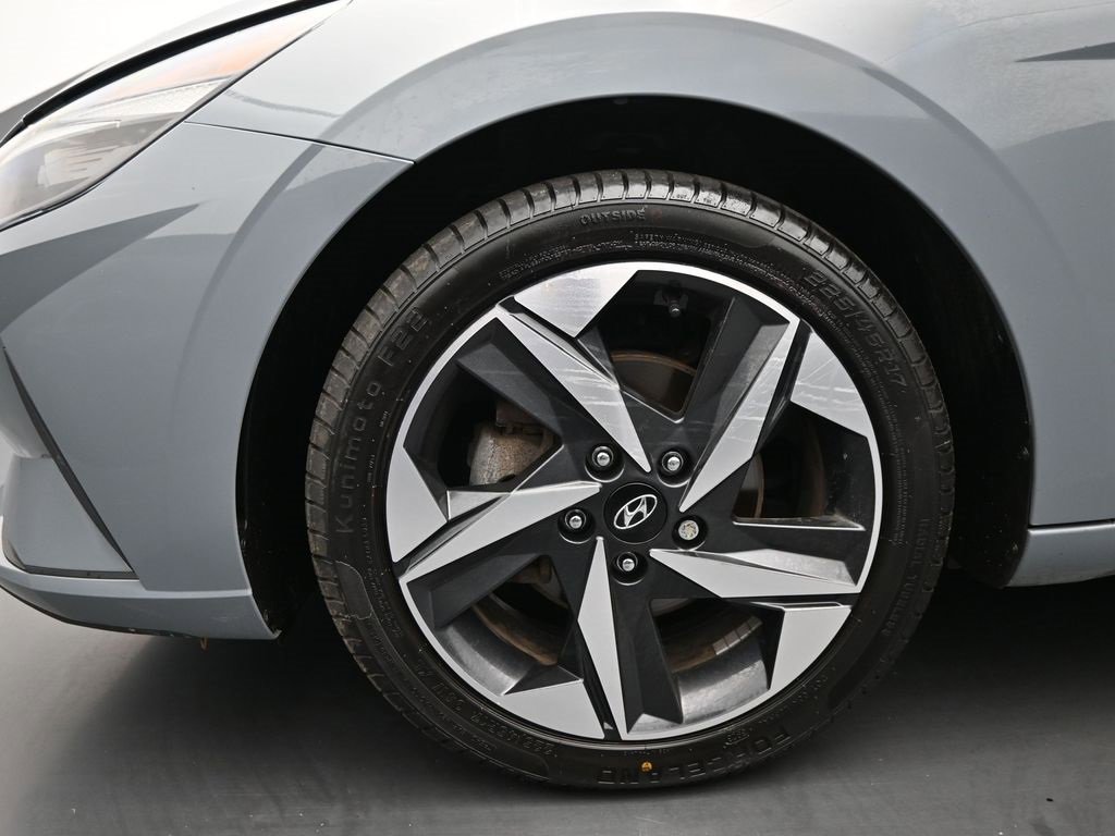 Used 2023 Hyundai Elantra SEL w/ Convenience Package image 10