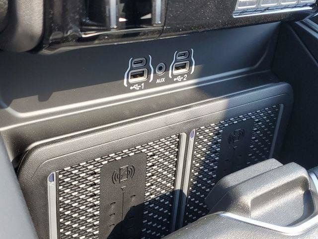New 2026 RAM 2500 Laramie AWD/4WD image 31