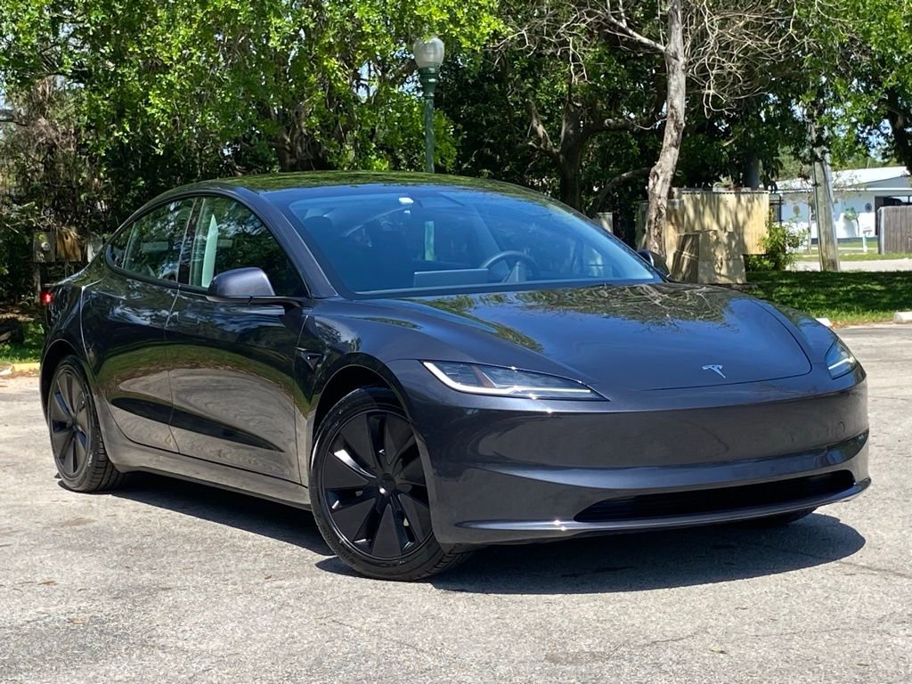 Used 2024 Tesla Model 3 Long Range image 4