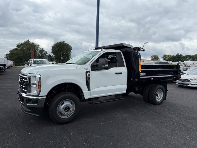 New 2025 Ford F350 XL w/ XL Chrome Package AWD/4WD image 4