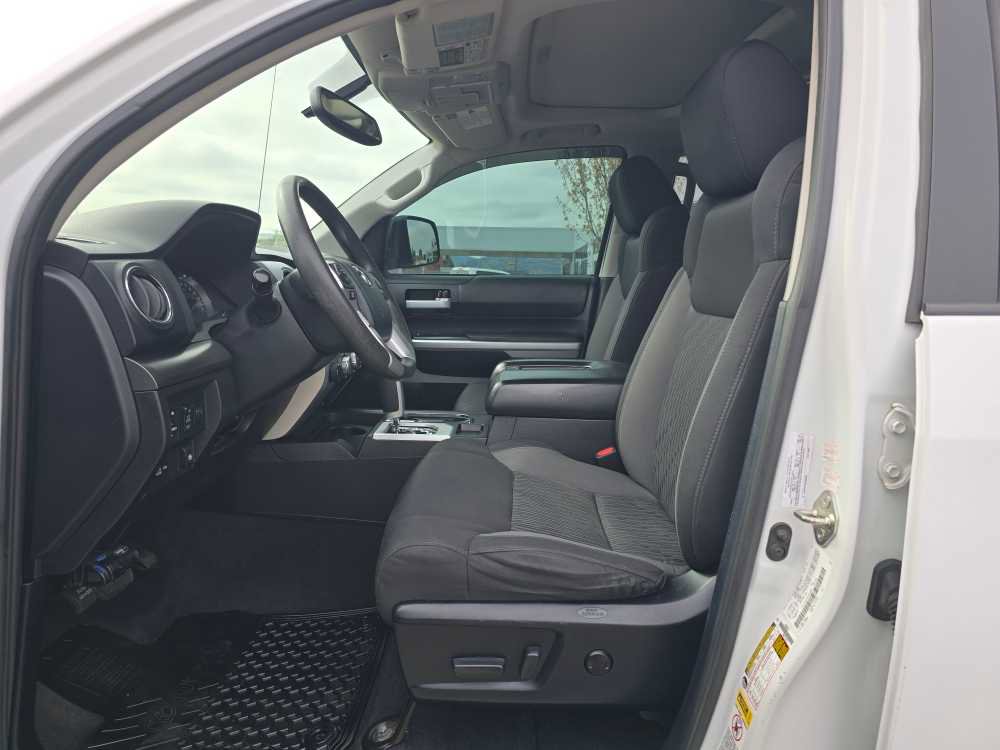Used 2014 Toyota Tundra SR5 AWD/4WD image 9