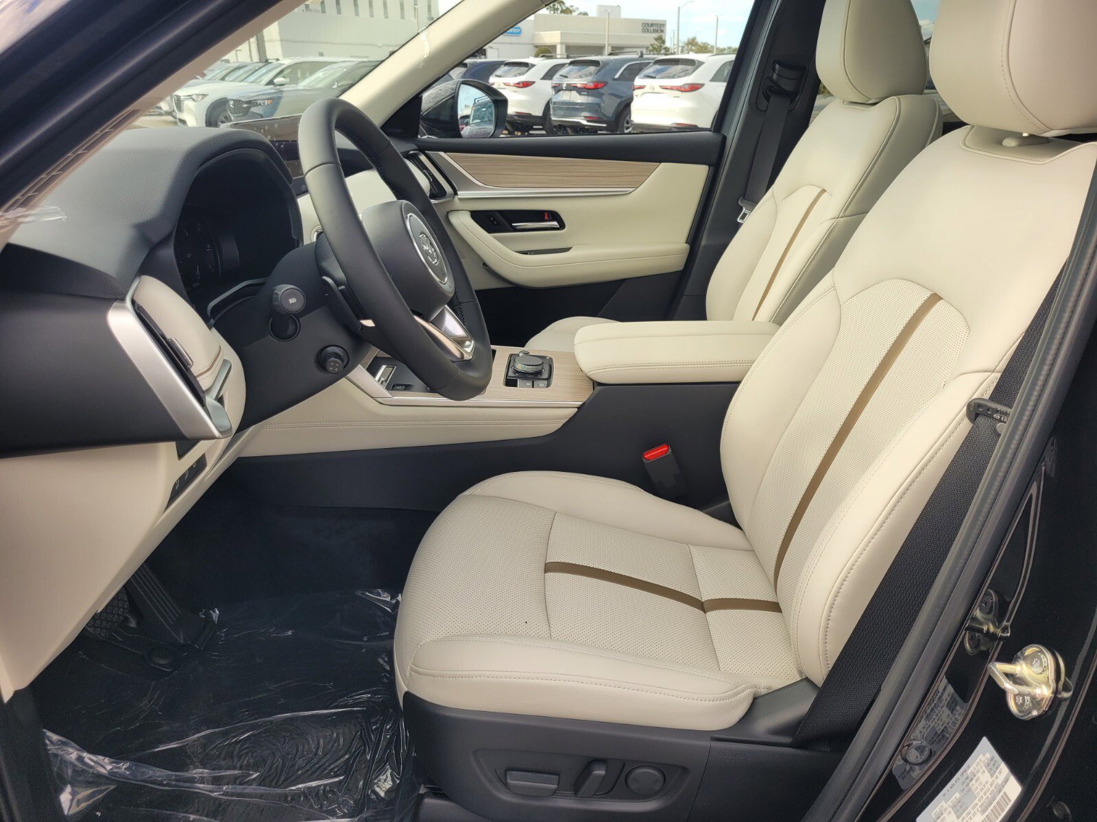 New 2026 MAZDA CX-90 Plug-In Hybrid w/ Premium Plus image 3