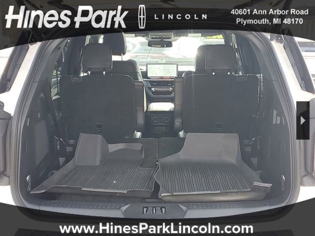 Used 2025 Ford Explorer ST w/ Sun And Sound Package image 7
