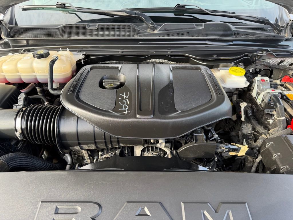 Used 2025 RAM 1500 Laramie image 39