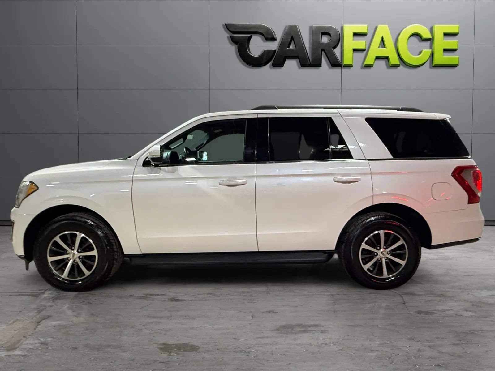 Used 2018 Ford Expedition XLT AWD/4WD image 7