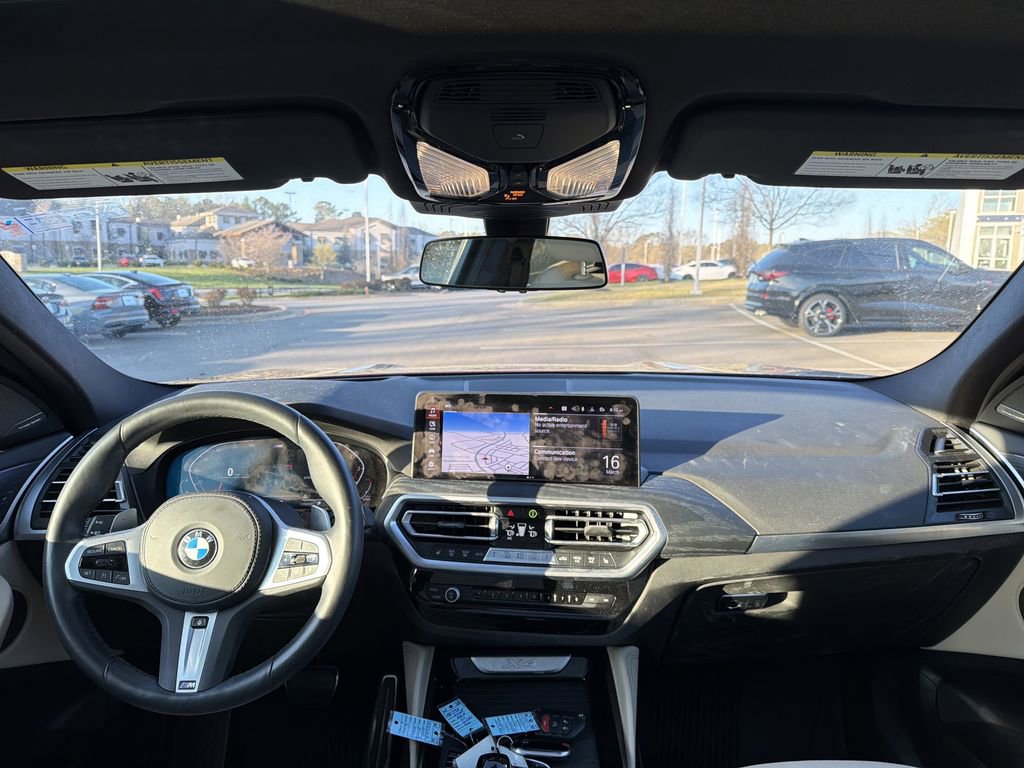 Used 2025 BMW X4 xDrive30i w/ Premium Package image 19